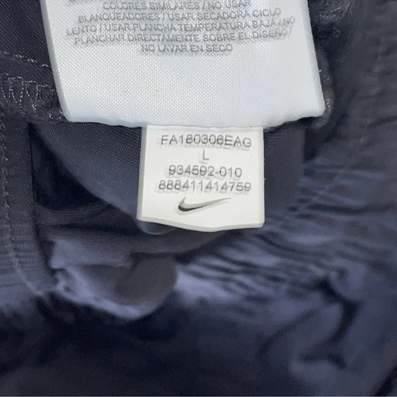 Nike Size Large Navy Blue Slim Fit Woven Lightweight Jogger 934592-010 Nylon Men - Picture 3 of 7